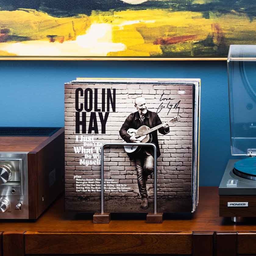 Optage Audio mini holder on cabinet